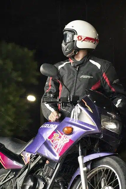 matériaux résistants vêtements de moto KTM