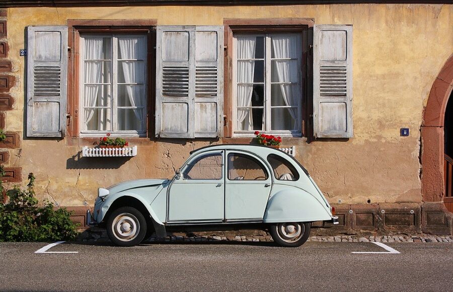 voiture 2 chevaux